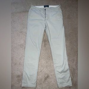 Abercrombie off white chinos